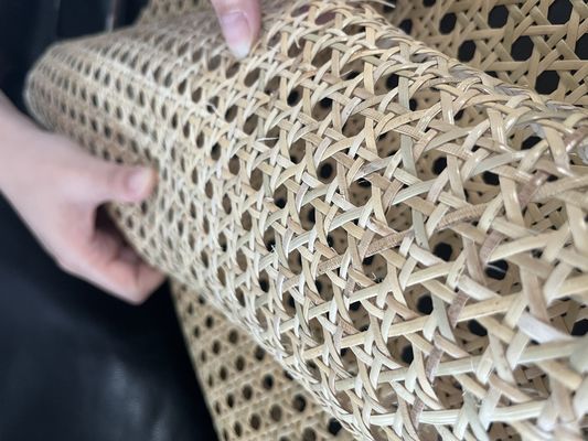 Robuste und vielseitige Massivholz PU-Ledergewebe Natürliche Kunststoff-Rattan-Probe mit Nitrolacquer-Finixierung