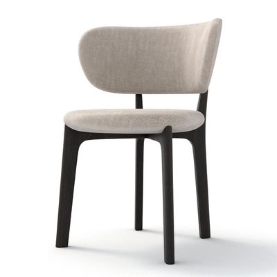 Moderner Stuhl in Massivholz-Cremestil für minimalistische Esszimmermöbel