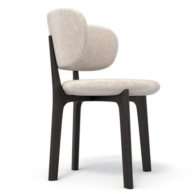 Moderner Stuhl in Massivholz-Cremestil für minimalistische Esszimmermöbel