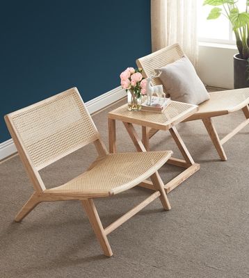 Moderner Stil Esszimmerstuhl aus Ascheholz und Rattan-Loungestuhl W65*D80*H69CM für moderne Bürogebäude Dekoration