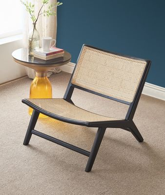 Moderner Stil Esszimmerstuhl aus Ascheholz und Rattan-Loungestuhl W65*D80*H69CM für moderne Bürogebäude Dekoration