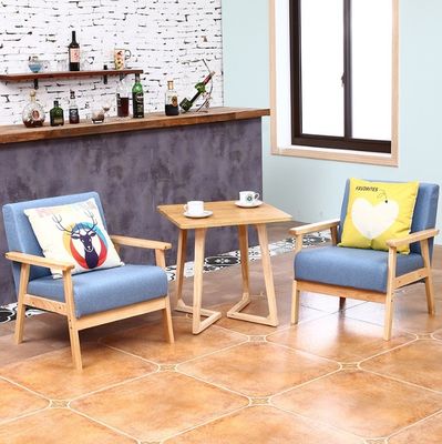 Individuelle Farben Massivholzrahmen Stoffstuhl W64*D59*H71CM für modernes und anspruchsvolles Wohnzimmer