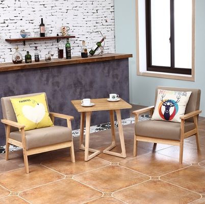 Individuelle Farben Massivholzrahmen Stoffstuhl W64*D59*H71CM für modernes und anspruchsvolles Wohnzimmer