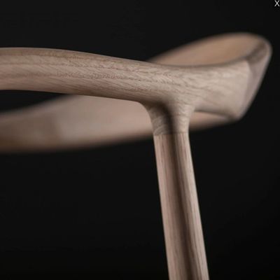 Allgemeine Wohnmöbel Vintage Massivholz Esszessel mit Polster-Armlehne und Kissen