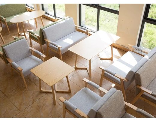 Modernes Design Weichsitzstuhl für Wohnzimmer und Hotel W65*D59*H75CM Holzsofa aus Massivholz