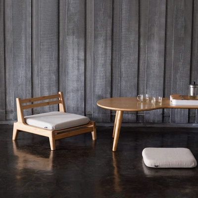 Japanische Tatami Holz Fußlose Boden Tee-Stuhl mit Rückenunterstützung OEM/ODM JA