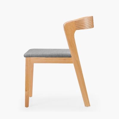 Moderne Nordische Design Massivholz PU Leder Esszimmerstuhl mit Nitrolacquer Oberfläche und Postverpackung