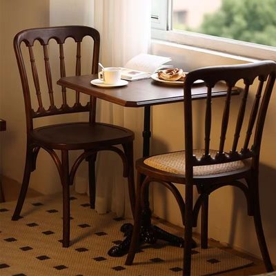 Klassische Massivholz-Chivari-Stuhl Rattan-Essensstühle Hochzeitsstühle für Hochzeitsveranstaltungen