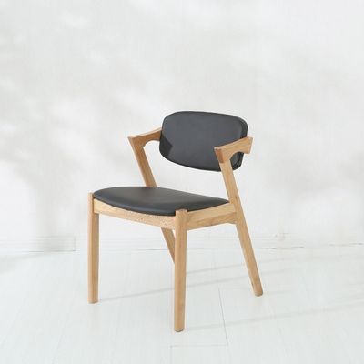 Natürliche Farbe Nordischer Stuhl Moderne Massivholz Speisestuhl für Restaurant