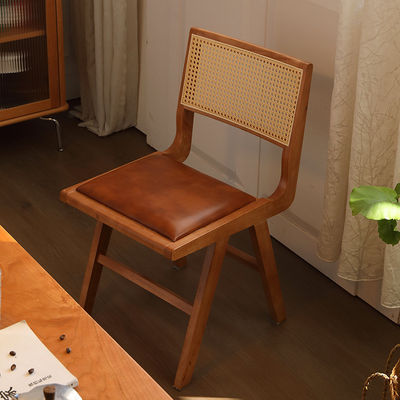 Hotelrestaurant Nordic Holz-Esstuhl mit Rattan-Sitz und Nitrolacquer-Finixierung
