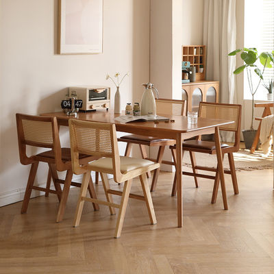 Hotelrestaurant Nordic Holz-Esstuhl mit Rattan-Sitz und Nitrolacquer-Finixierung