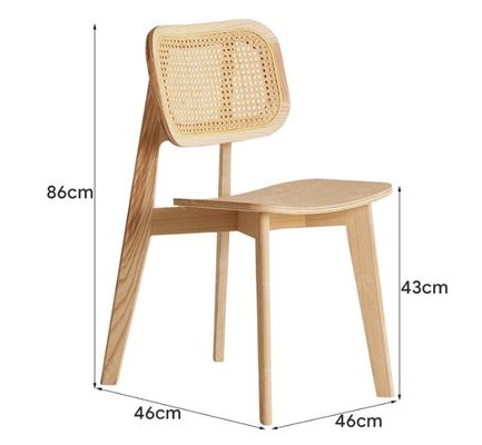 Massivholz-Esstuhl mit klappbarem Rattan-Design Eine klassische Ergänzung für Ihr Restaurant