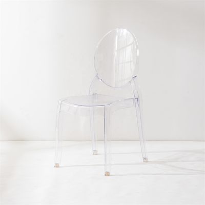 Moderne Stackbare Esszessel aus transparenten PC-Material für Stackbare im Hotel Cafe Wohnzimmer