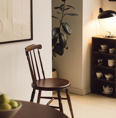 Kein gefalteter Y Mail Packing Massivholz Esszessel Luxus Nordischer Stil perfekt für das Esszimmer