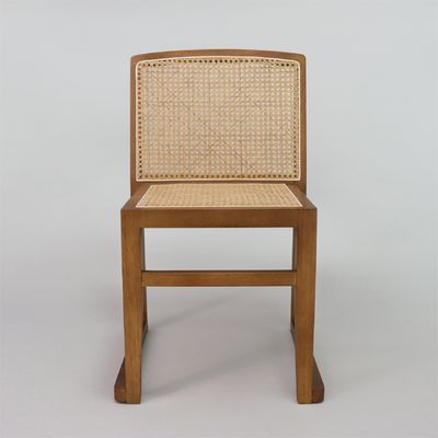 OEM-Service akzeptiert Nordic Möbel Stapelbare Rattan Rückenlehne Massivholz Esszessel für Hotel Restaurant