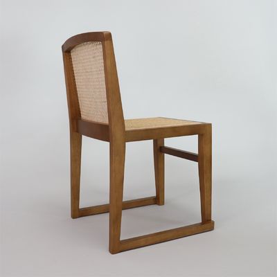 OEM-Service akzeptiert Nordic Möbel Stapelbare Rattan Rückenlehne Massivholz Esszessel für Hotel Restaurant