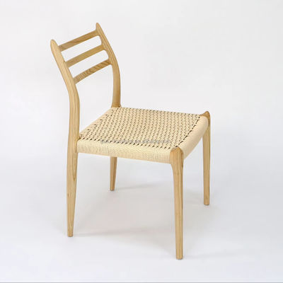 Komfortable Handgewebte Y Mail Verpackung Moderner Stil Außen Massivholz Seilstuhl für Esszimmer- und Wohnzimmermöbel
