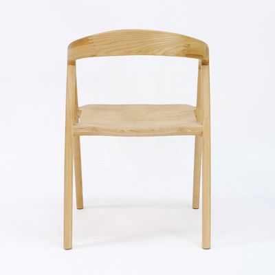 Moderne nordische Restaurantstil Holzlehnstuhl Design Massivasche Holz Esszessel mit Möbeln und Postverpackung