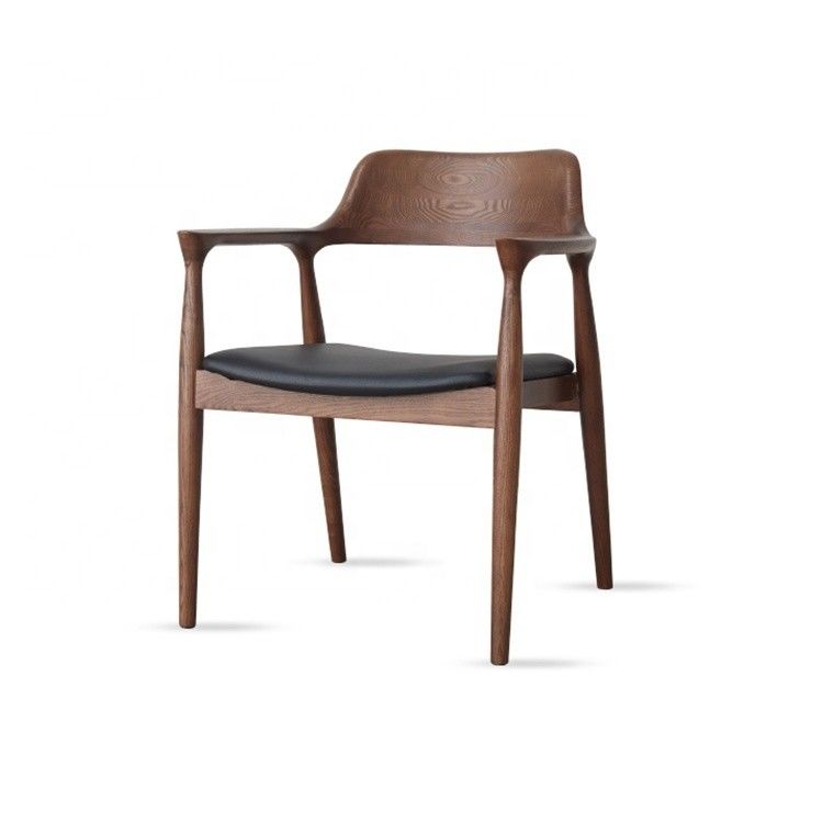 Esszimmermöbel Modernes schwarzes Leder Polster Holz Material Esszessel mit Polsterung und Design