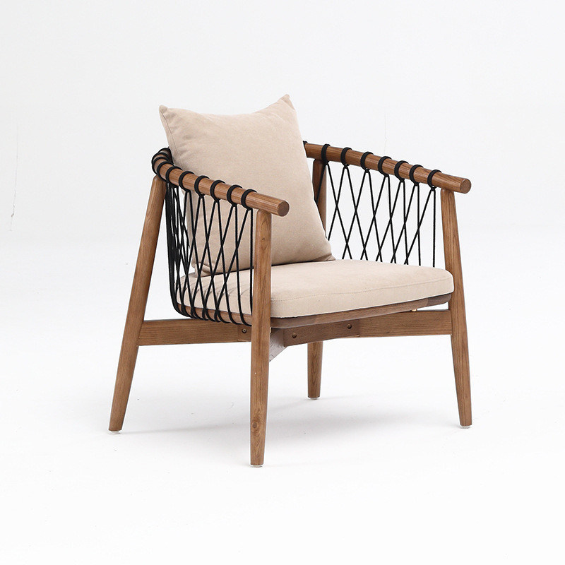 Postverpackung Y Nordic Lounge Holzsofa Freizeitstuhl Gewebtes Seil Massivholzstuhl mit Armlehne für Hotel