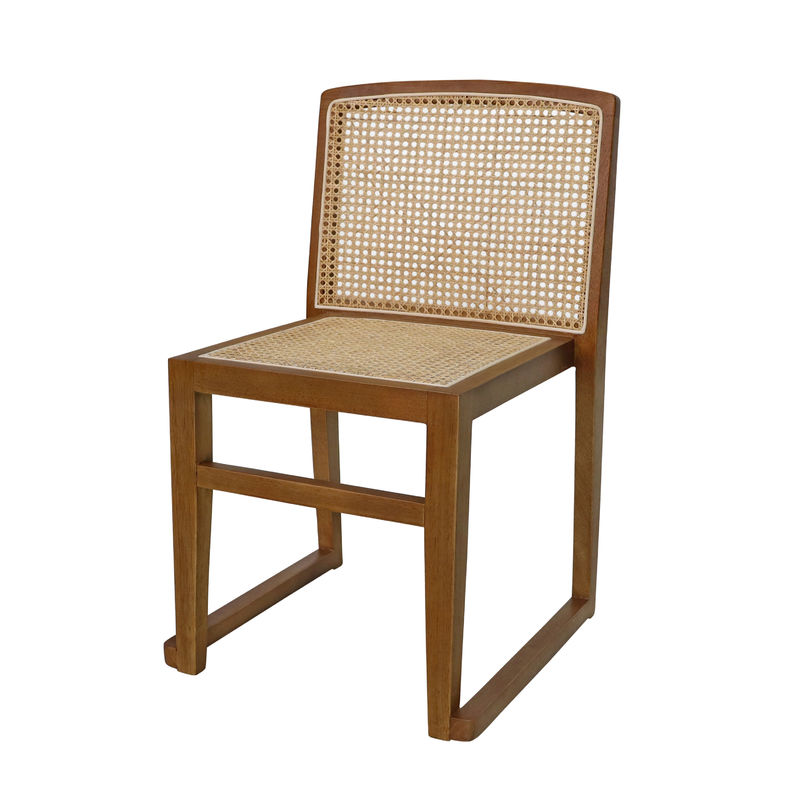 OEM-Service akzeptiert Nordic Möbel Stapelbare Rattan Rückenlehne Massivholz Esszessel für Hotel Restaurant